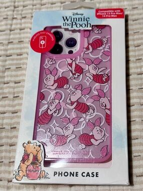 Disney Winnie the Pooh Piglet Pink Glitter iPhone Case: 13 Pro Max / 14 Pro Max